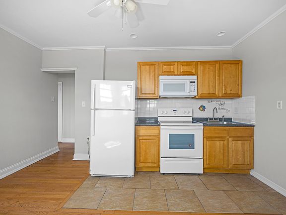 3rd image of 6701 Ogontz Ave #3F