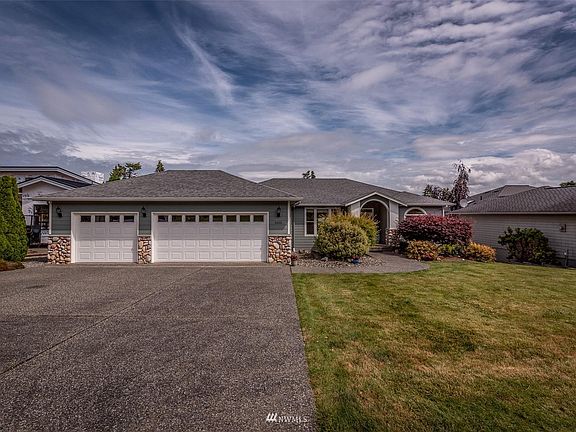 2nd image of 5660 Whitehorn Way