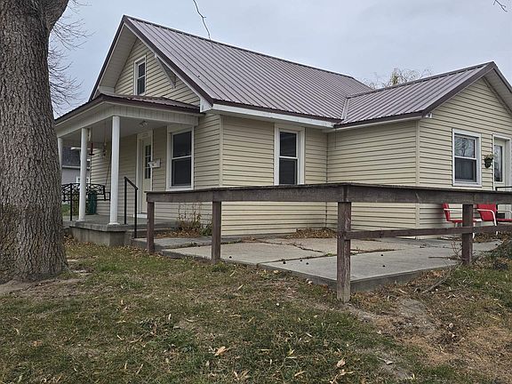 2nd image of 1020 18th St