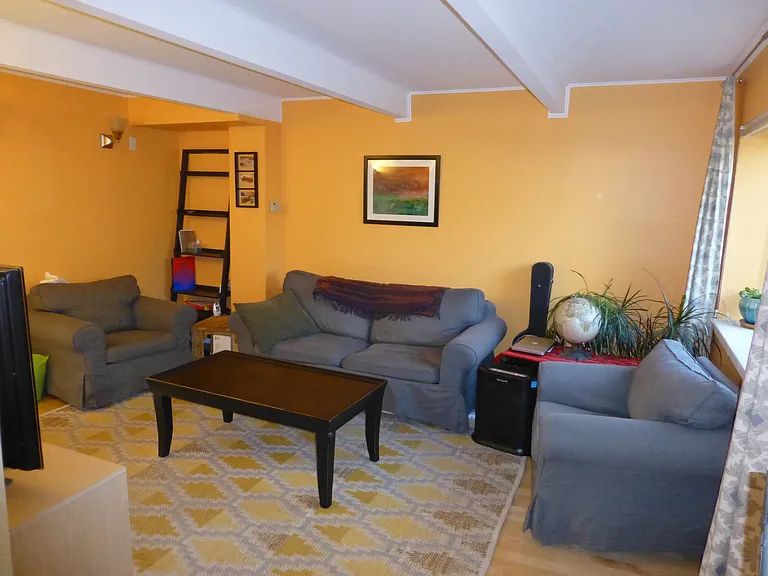 3576 Broadway St #1 — Photo 3