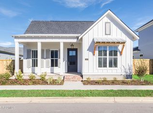 113 Appleton Ln, Youngsville, LA 70592