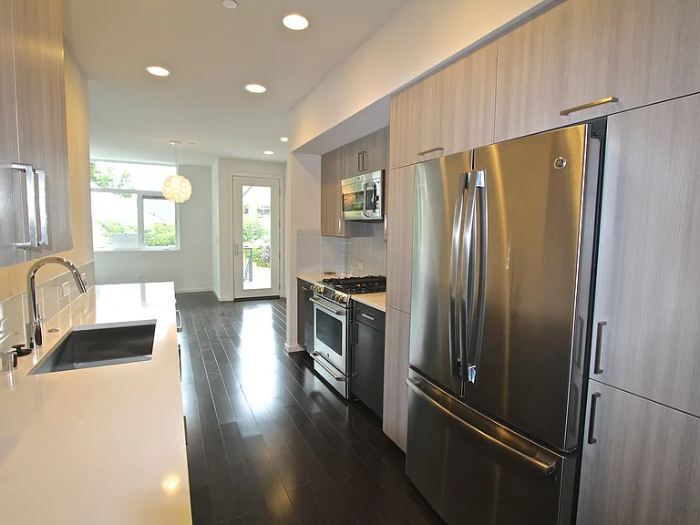8507 14th Ave NW #B — Photo 4