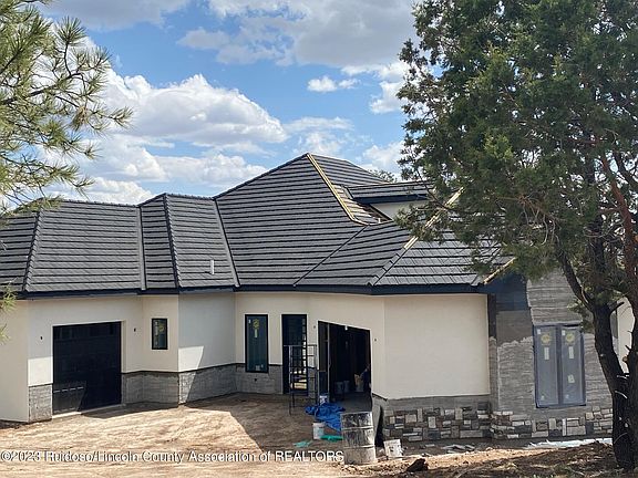 3rd image of 133 Walter Hagan Dr