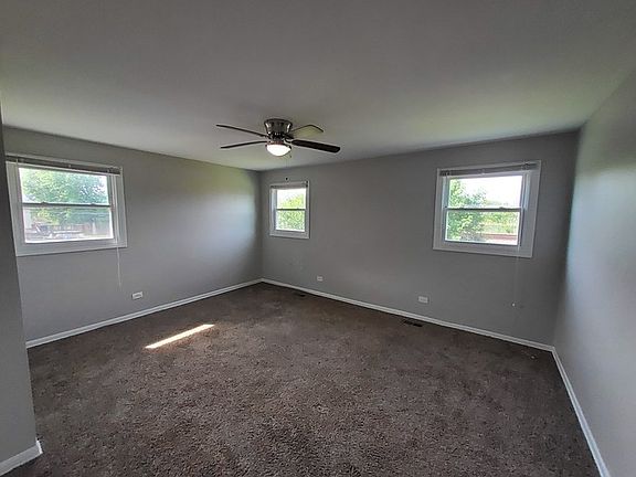 5th image of 16524 Prairie Ave