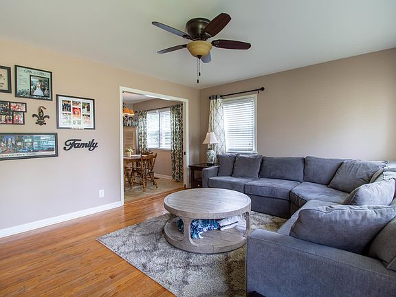 4th image of 3012 Roselawn Blvd