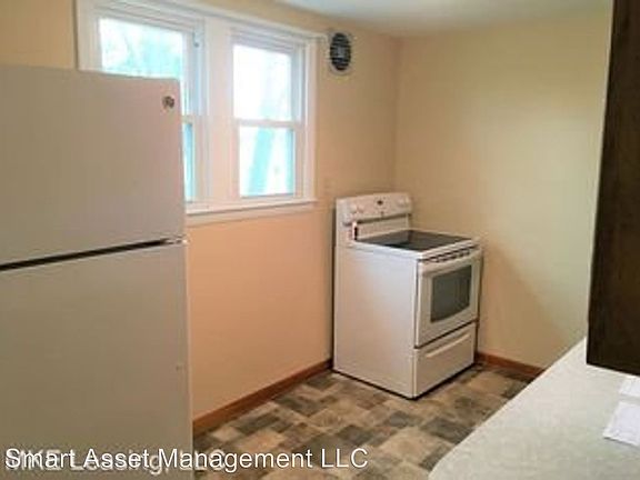 3rd image of 3704 E Grange Ave Uppr A