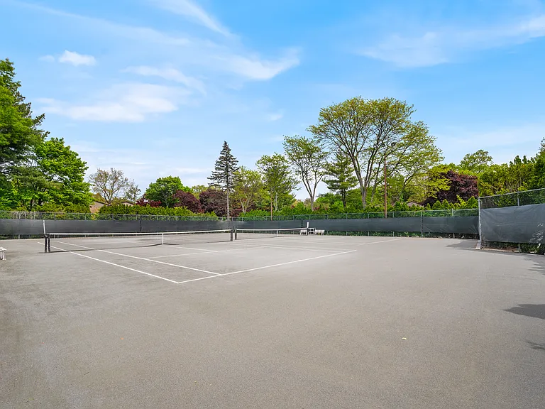 110 Estate Dr — Photo 16