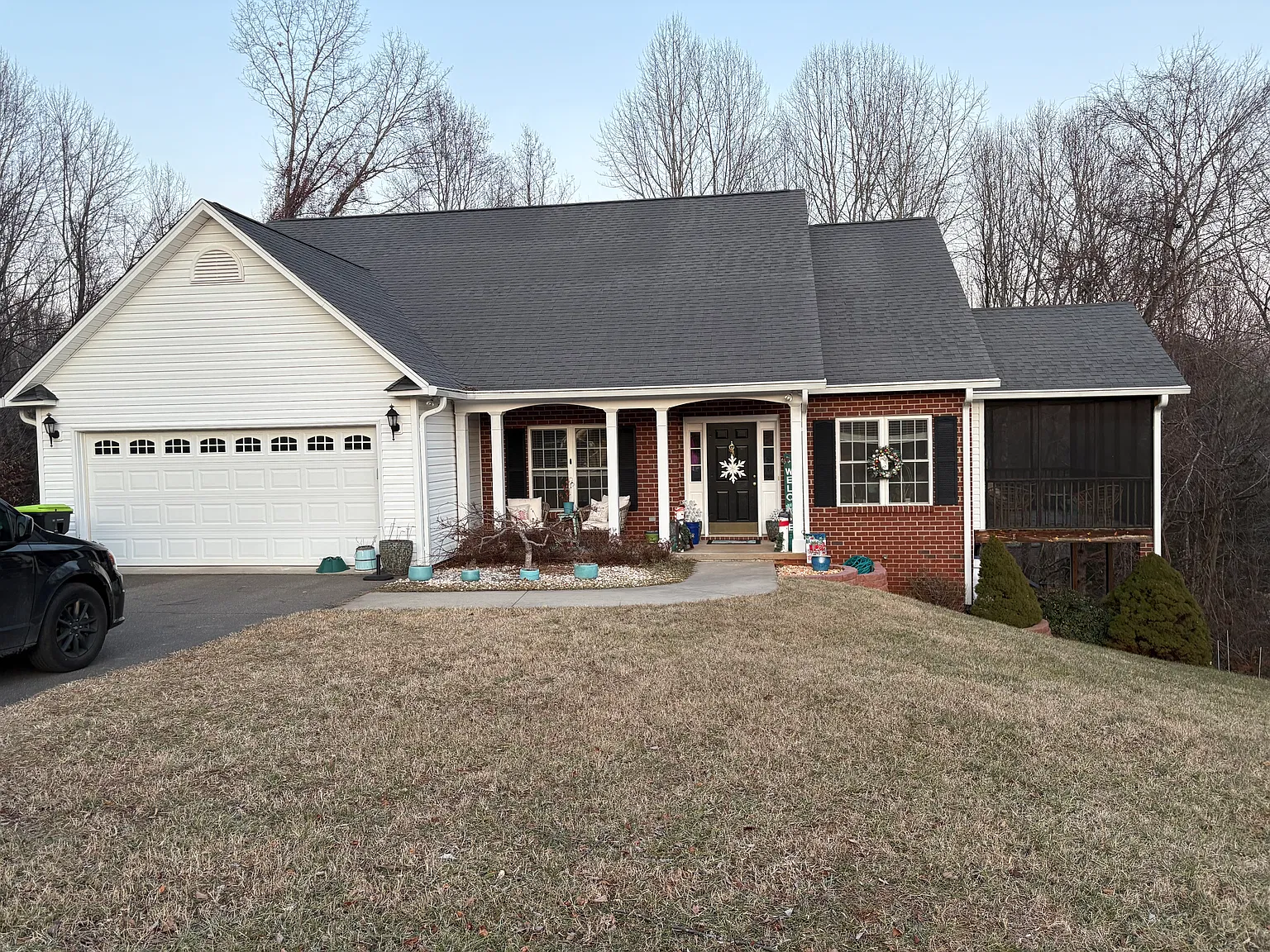 5 bed, 3086 sqft, $3,000 — Photo 2