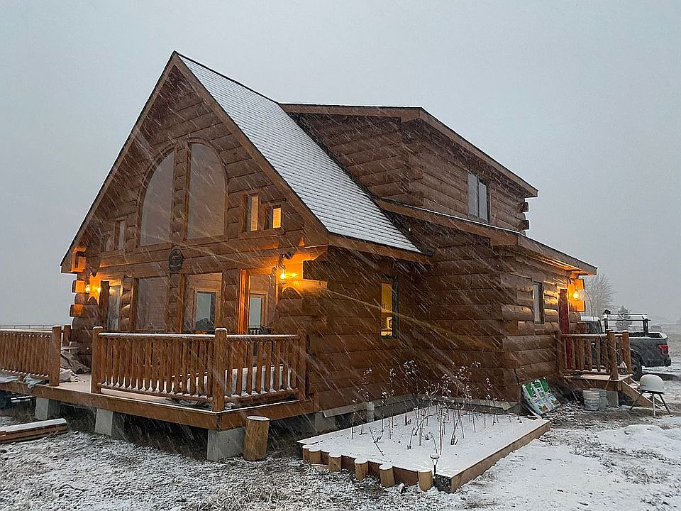 1st image of 461 Fishing Ln