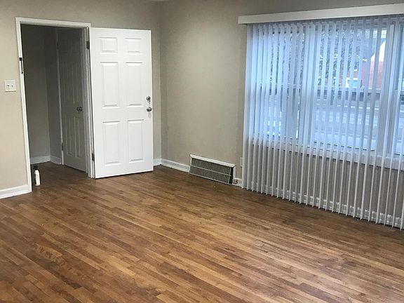 3rd image of 3718 W Capitol Dr #1