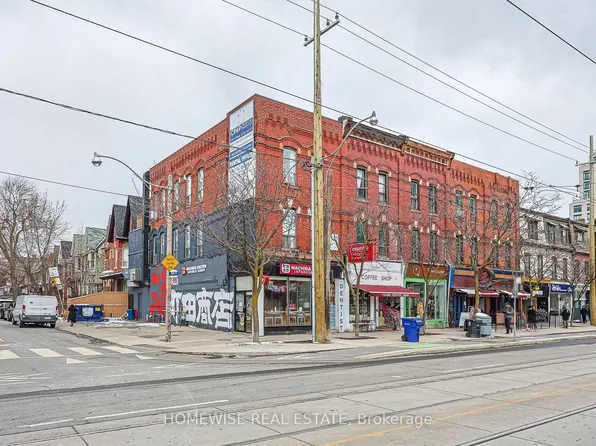 326 College St Floor 3, Toronto, ON M5T 1S3