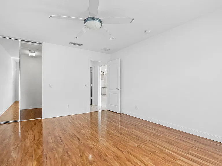 8270 Eleuthera Ln — Photo 10