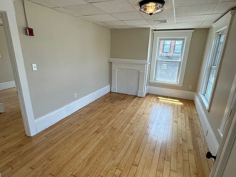 17 Whitman Ave #2 — Photo 8