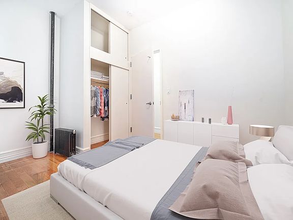 4th image of 103 W 77th St APT 4B