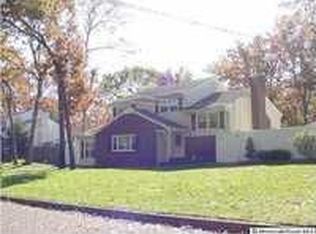 7 Morningside Dr, Toms River, NJ