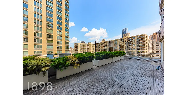 Rented by A&E Real Estate Management | media 2