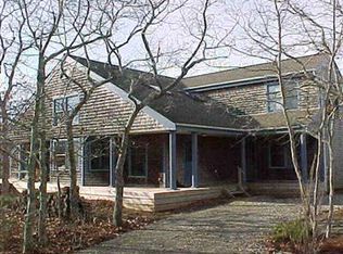 9 Vineyard Meadow Fms Rd, West Tisbury, MA 02575