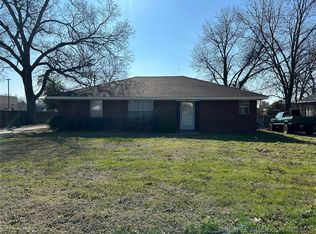 1609 W Main St, Durant, OK 74701