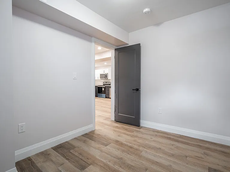14 Burris St #1 — Photo 10