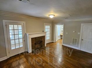 5400 Harrison St #2F, Kansas City, MO 64110