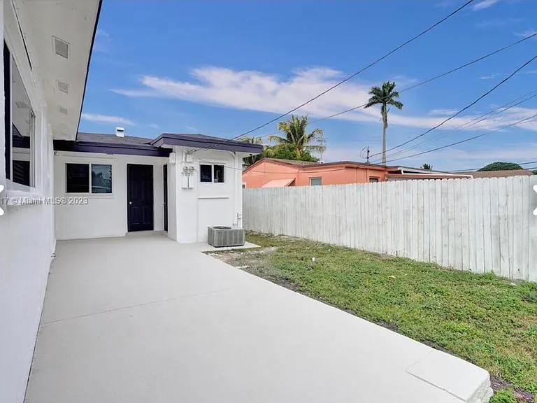 6720 Coolidge St #1 — Photo 9