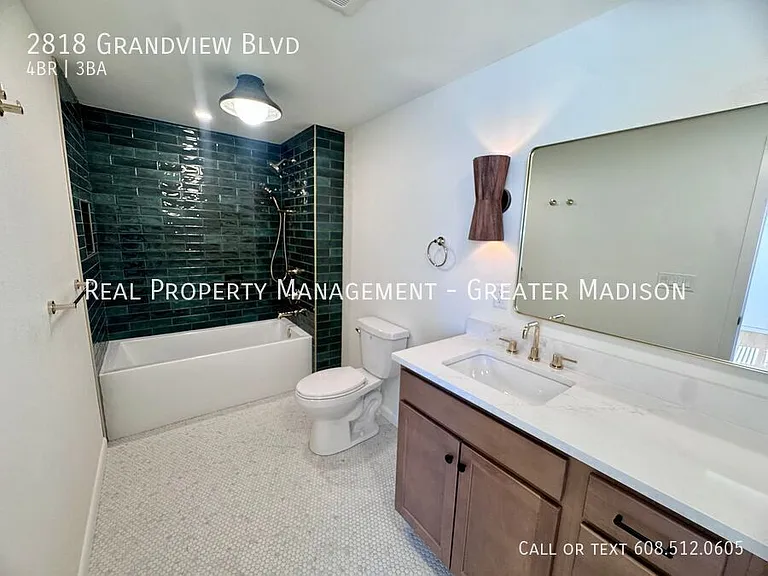 2818 Grandview Blvd — Photo 16