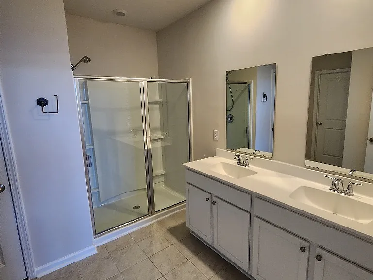 3537 Bells Lake Cir — Photo 18