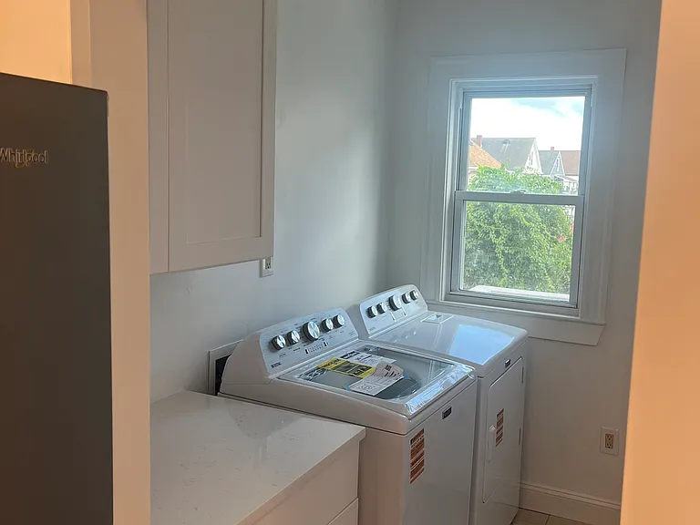 189 Central Ave #189 — Photo 12