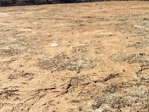 3 Lee Road 353, Valley, AL 36854