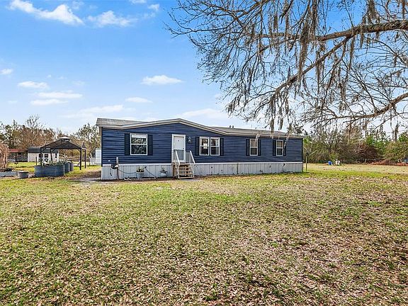 2nd image of 15055 Brahma Rd