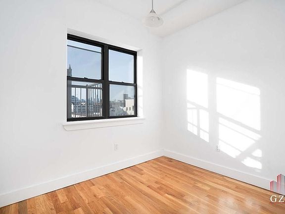 5th image of 162 Throop Ave #4BB