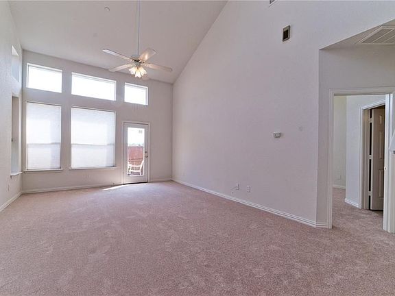 4th image of 7012 Brentdale Ln