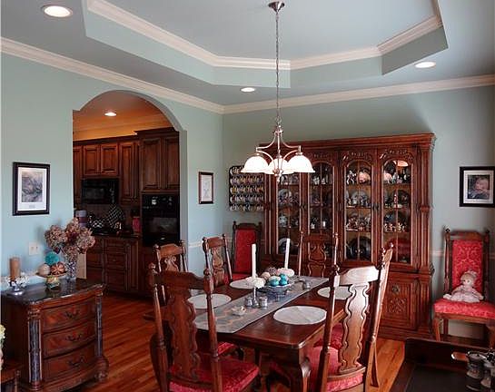 5th image of 402 Jennings Ln