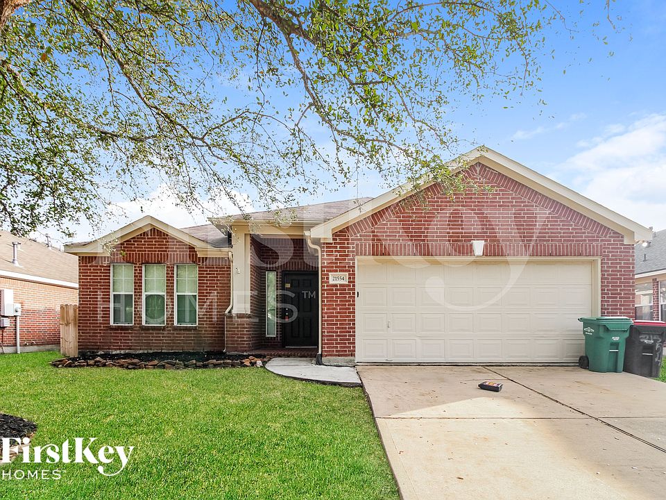 1st image of 21554 Kings Bend Dr