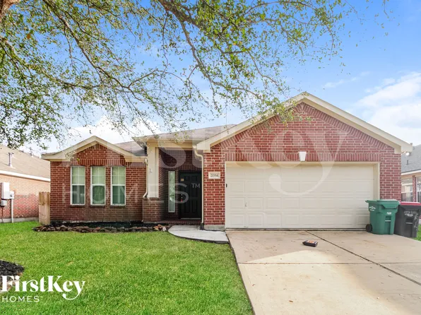 21554 Kings Bend Dr, Kingwood, TX 77339