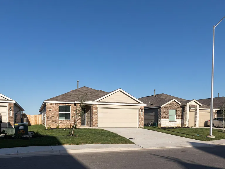 9055 Rancher Trl — Photo 24