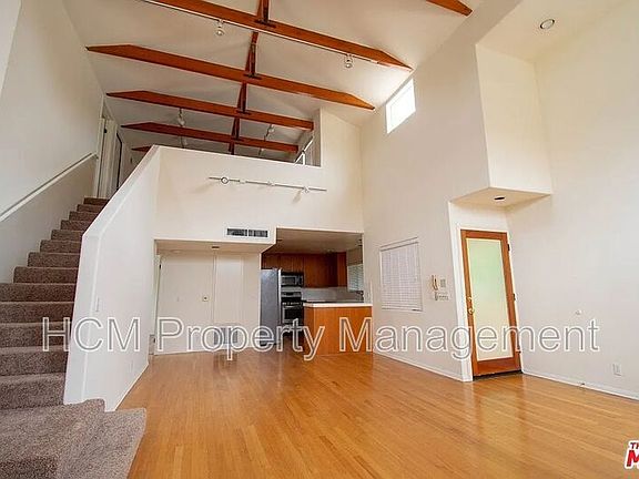 3rd image of 710 Ocean Park Blvd APT 2