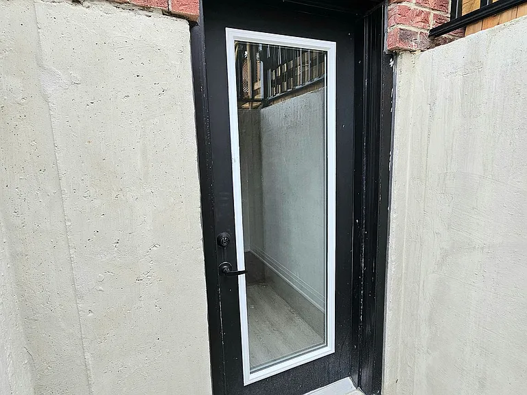 14 Arksey St — Photo 4