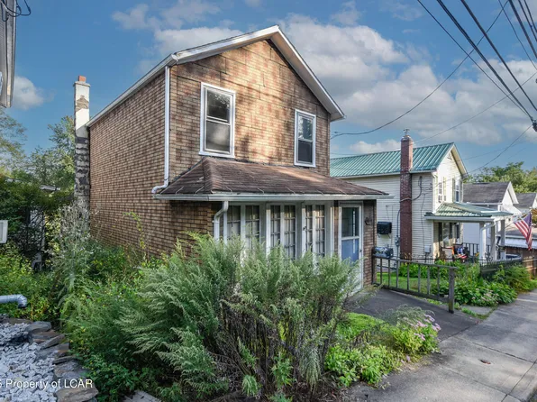 112 River St, Nanticoke, PA 18634