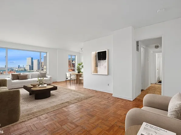 60 Remsen St APT 10C, Brooklyn, NY 11201