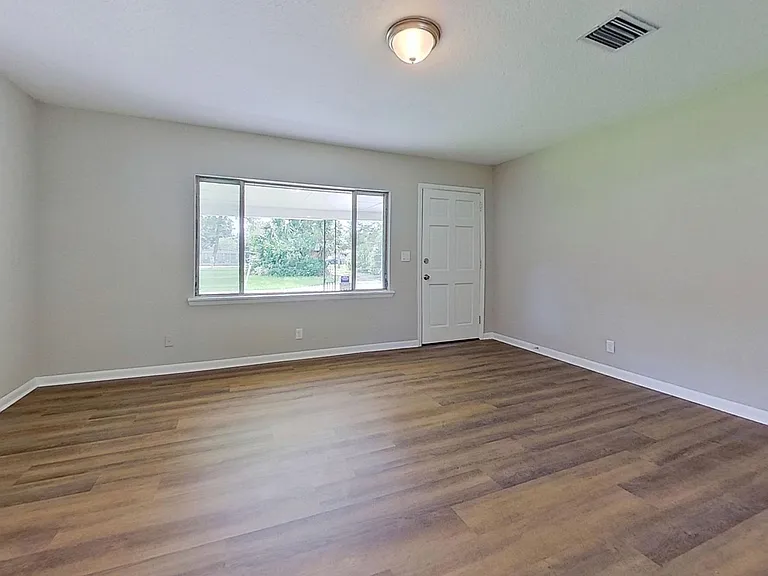 5218 Seaboard Ave — Photo 4