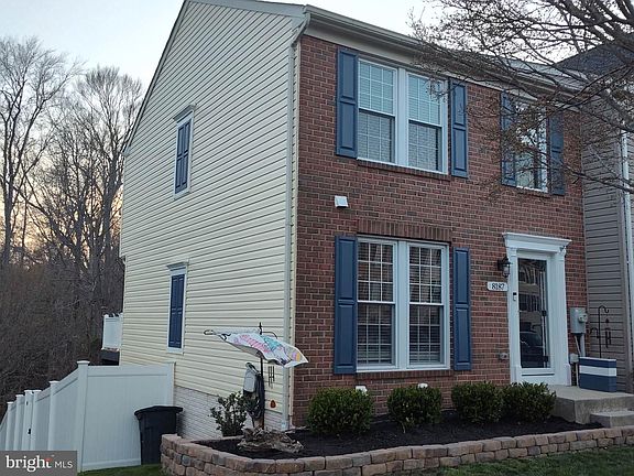 3rd image of 8187 Deer Chase Ln