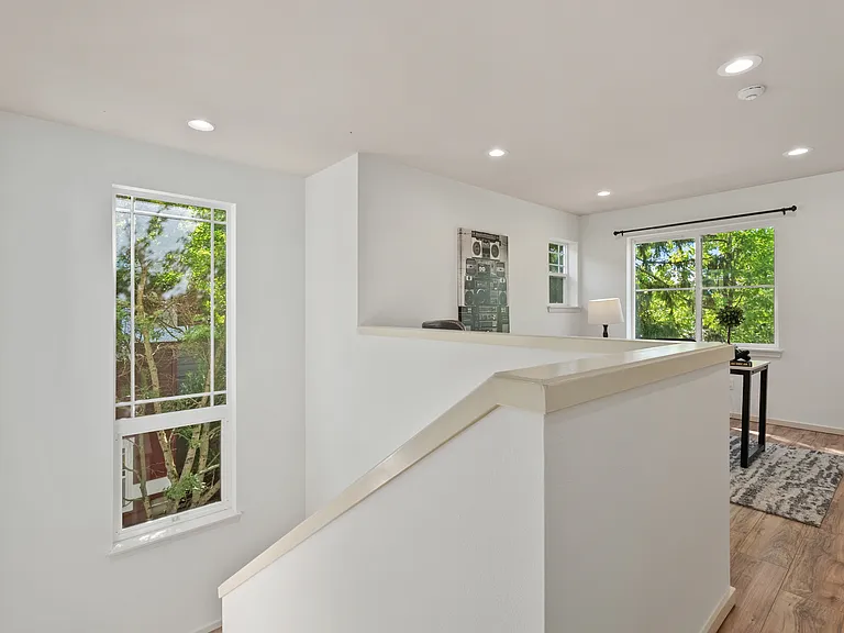 16147 NE 90th Way — Photo 15