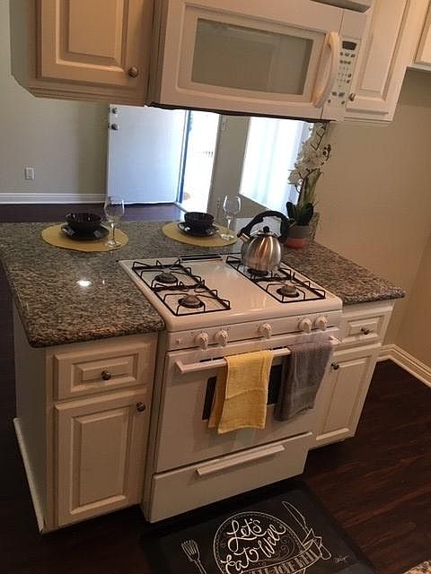 1st image of 14035 Coteau Dr APT 1