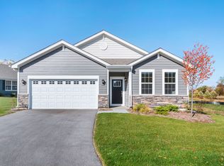 1371 Redtail Ln, Woodstock, IL 60098