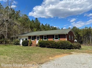 2915 Canaan Church Rd, Brodnax, VA 23920