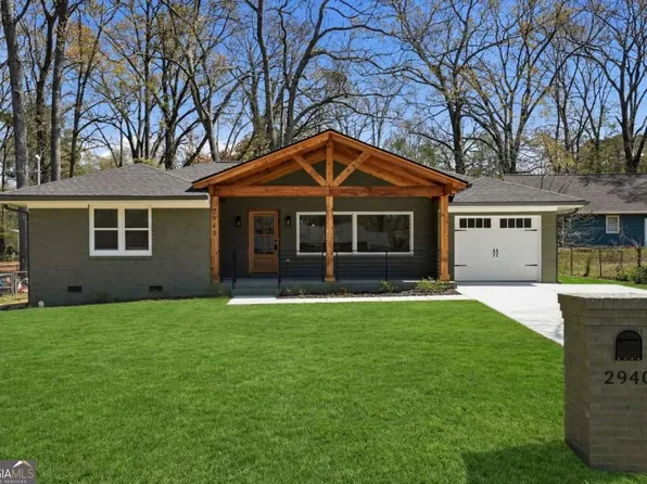 2940 Cloverhurst Dr, East Pt, GA 30344