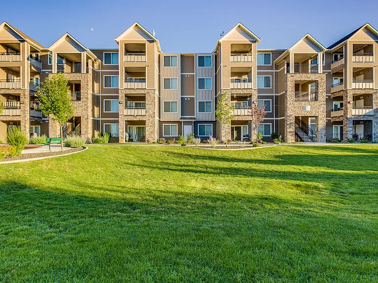 The Regency at River Valley — Photo 36