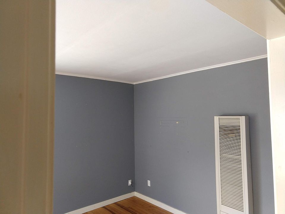 Gas heater in living room area