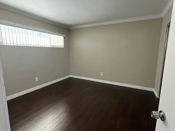 5th image of 25822-25828 Walnut St #1